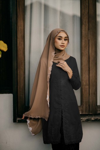 Kebaya Bidasari in Hitam Manis